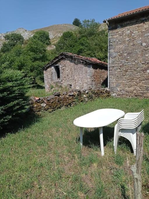 Amplia Y Comoda Casa De Piedra Con Porche Y Jardin San Roque de Riomiera ภายนอก รูปภาพ