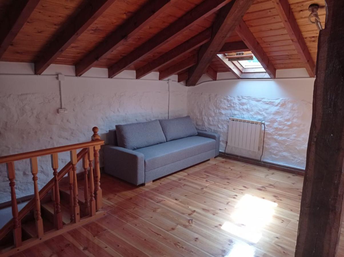 Amplia Y Comoda Casa De Piedra Con Porche Y Jardin San Roque de Riomiera ภายนอก รูปภาพ